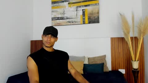 Snapshot of zander_2120 chatting on September 18, 1:02 pm Zander online show from September 18, 1:02 pm