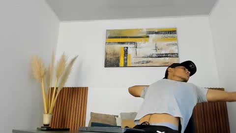 Snapshot of zander_2120 chatting on September 17, 1:01 pm Zander online show from September 17, 1:01 pm