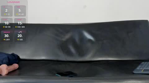 Zane Lux online show from April 29, 5:30 pm