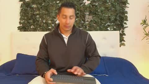 zanemaverick online show from October 18, 11:48 am