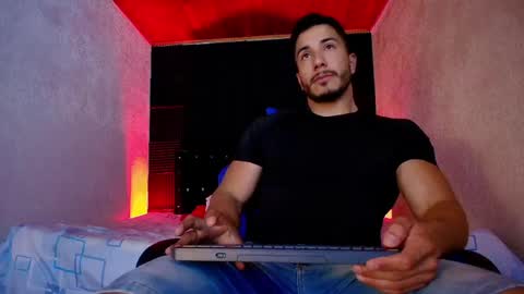 zanemaverick online show from April 25, 12:19 pm