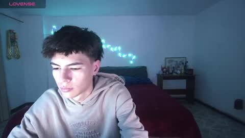 Snapshot of zanty2308 chatting on January 29, 1:48 am Tiiago Mallz online show from January 29, 1:48 am