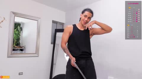 zanxley_ online show from January 8, 2:50 am