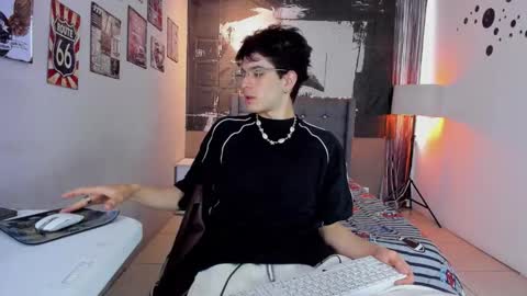 ZAYN online show from February 24, 9:37 pm