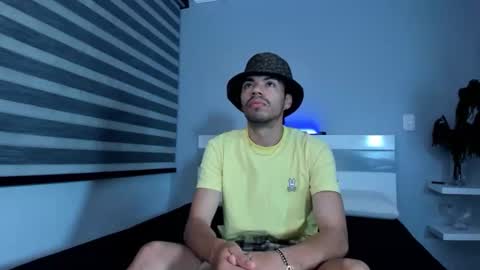 zaynshadow_ online show from October 20, 6:50 am