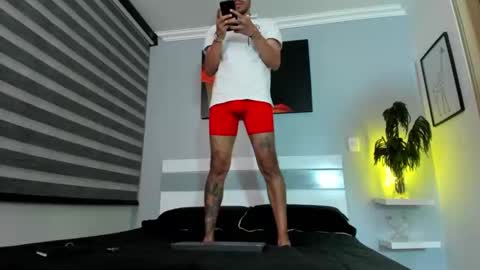 zaynshadow_ online show from October 22, 7:01 am