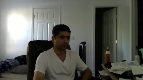 Snapshot of zee20241 chatting on December 24, 2:33 pm zee20241 online show from December 24, 2:33 pm