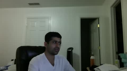 Snapshot of zee20241 chatting on February 3, 3:20 am zee20241 online show from February 3, 3:20 am