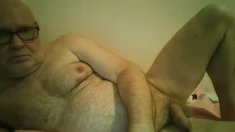 Snapshot of zentaurus59 chatting on October 11, 4:00 pm zentaurus59 online show from October 11, 4:00 pm