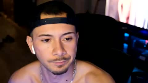 zephyr_207 online show from February 11, 8:48 am