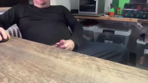 Snapshot of zeron900 chatting on October 29, 5:32 am zeron900 online show from October 29, 5:32 am