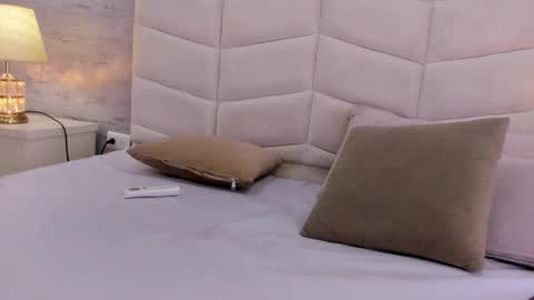 Sebas online show from November 13, 4:39 am