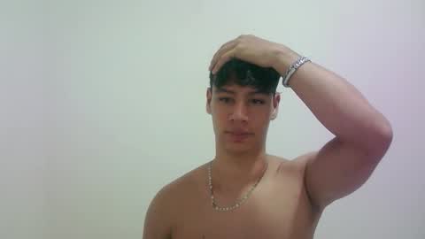 Snapshot of zeus_183 chatting on October 7, 12:59 am zeus_183 online show from October 7, 12:59 am