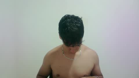 Snapshot of zeus_183 chatting on October 3, 12:37 am zeus_183 online show from October 3, 12:37 am