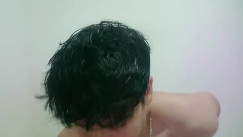 zeus_183 online show from May 1, 2:15 am
