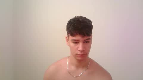 zeus_183 online show from November 28, 2:19 pm