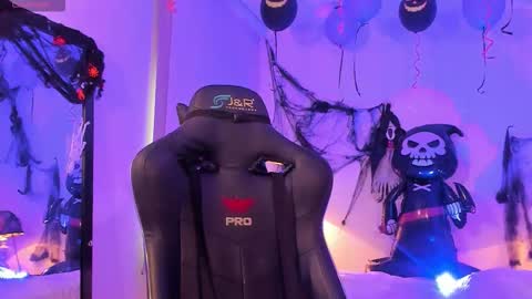 zeus_blaze online show from November 1, 8:02 pm