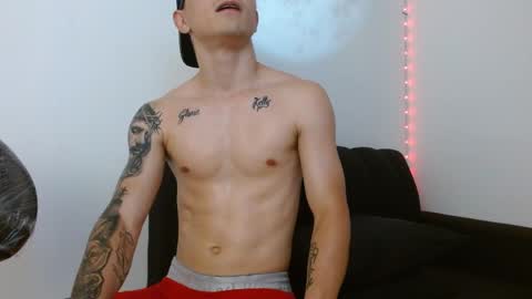 zeus online show from April 28, 2:27 am