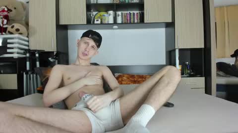 zincky online show from May 4, 8:21 pm