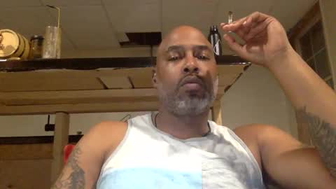 Snapshot of zionlion22 chatting on October 25, 7:10 am zionlion22 online show from October 25, 7:10 am