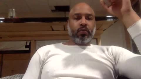 Snapshot of zionlion22 chatting on January 28, 12:15 am zionlion22 online show from January 28, 12:15 am