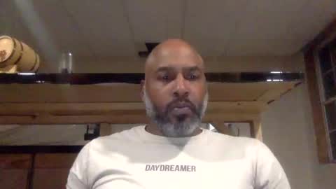 Snapshot of zionlion22 chatting on December 5, 2:53 am zionlion22 online show from December 5, 2:53 am