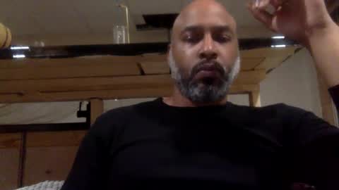 Snapshot of zionlion22 chatting on February 19, 1:40 am zionlion22 online show from February 19, 1:40 am