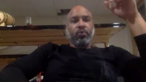 Snapshot of zionlion22 chatting on January 21, 1:29 am zionlion22 online show from January 21, 1:29 am
