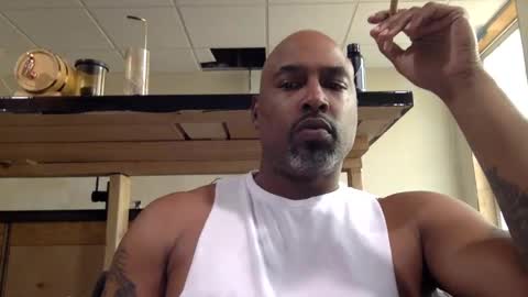 Snapshot of zionlion22 chatting on October 19, 7:28 pm zionlion22 online show from October 19, 7:28 pm