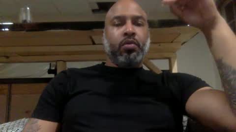 Snapshot of zionlion22 chatting on January 5, 3:00 am zionlion22 online show from January 5, 3:00 am