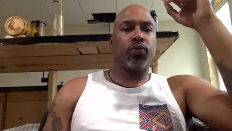 Snapshot of zionlion22 chatting on October 18, 3:06 pm zionlion22 online show from October 18, 3:06 pm