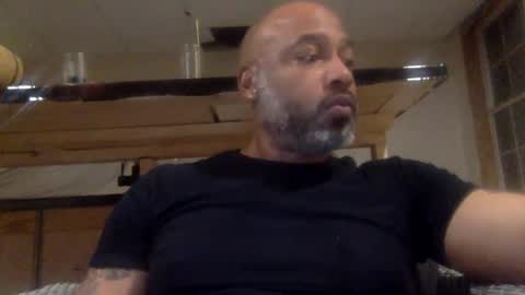 Snapshot of zionlion22 chatting on February 10, 1:24 am zionlion22 online show from February 10, 1:24 am
