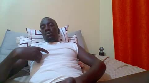 Snapshot of zlatann2012 chatting on October 21, 1:14 pm Zlatann2012 online show from October 21, 1:14 pm