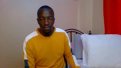 Snapshot of zlatann2012 chatting on February 19, 4:23 am Zlatann2012 online show from February 19, 4:23 am