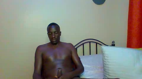 Snapshot of zlatann2012 chatting on January 22, 4:12 pm Zlatann2012 online show from January 22, 4:12 pm