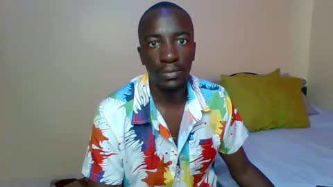 Snapshot of zlatann2012 chatting on December 8, 2:41 pm Zlatann2012 online show from December 8, 2:41 pm