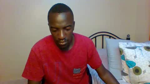 Snapshot of zlatann2012 chatting on February 4, 12:40 am Zlatann2012 online show from February 4, 12:40 am