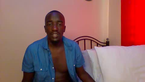 Snapshot of zlatann2012 chatting on March 1, 10:02 am Zlatann2012 online show from March 1, 10:02 am