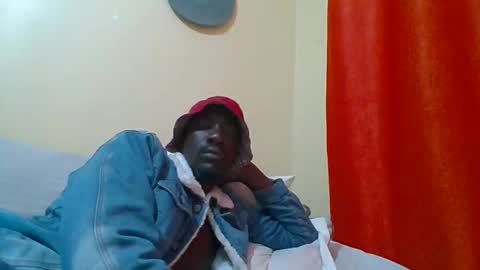 Snapshot of zlatann2012 chatting on October 2, 6:56 pm Zlatann2012 online show from October 2, 6:56 pm