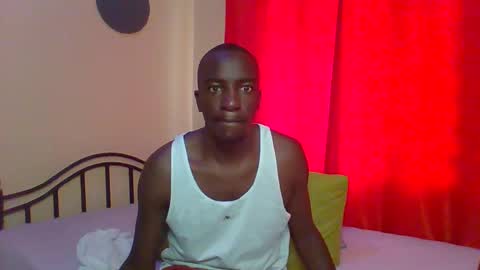 Snapshot of zlatann2012 chatting on December 2, 11:54 am Zlatann2012 online show from December 2, 11:54 am