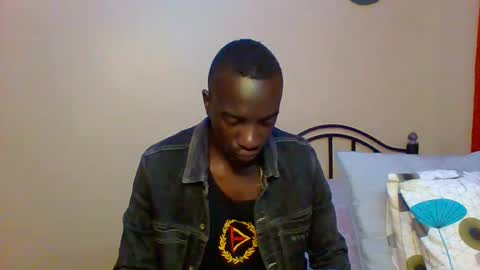 Snapshot of zlatann2012 chatting on February 2, 1:55 am Zlatann2012 online show from February 2, 1:55 am