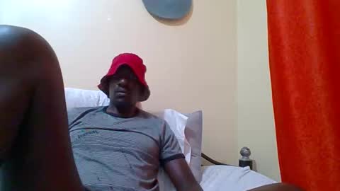 Snapshot of zlatann2012 chatting on September 12, 8:42 pm Zlatann2012 online show from September 12, 8:42 pm