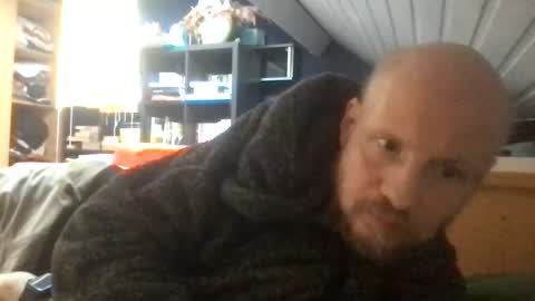 zolexthomas online show from April 26, 6:05 pm