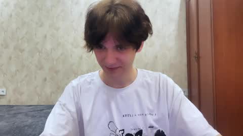 Zombdeeeee online show from May 5, 5:24 pm