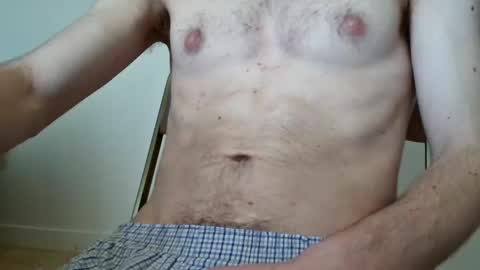 Snapshot of zommmmmmmmm chatting on February 13, 10:02 am zom online show from February 13, 10:02 am