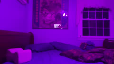 Snapshot of zorakload chatting on October 14, 3:35 am Jesse online show from October 14, 3:35 am