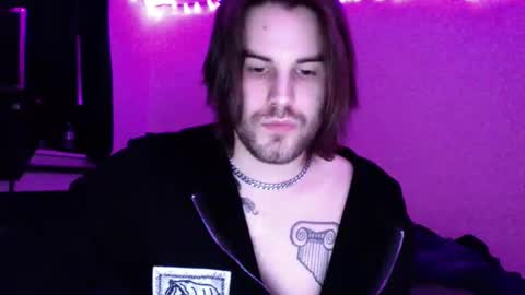 zorvello_83 online show from March 24, 9:08 pm