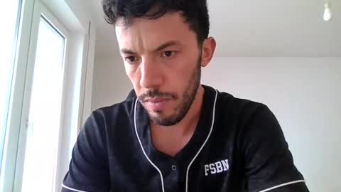 Snapshot of zoubabigdick chatting on October 20, 11:47 am zouba big dick online show from October 20, 11:47 am