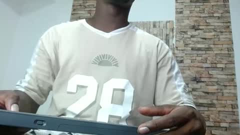 Snapshot of zousxxx chatting on February 11, 7:59 pm zousxxx online show from February 11, 7:59 pm