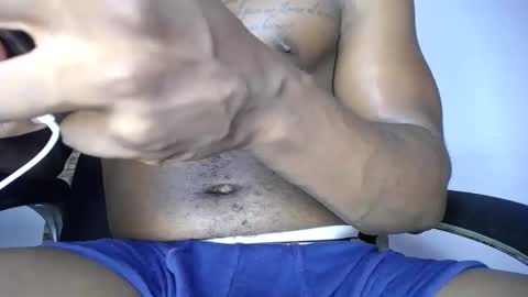 zousxxx online show from April 29, 3:44 am